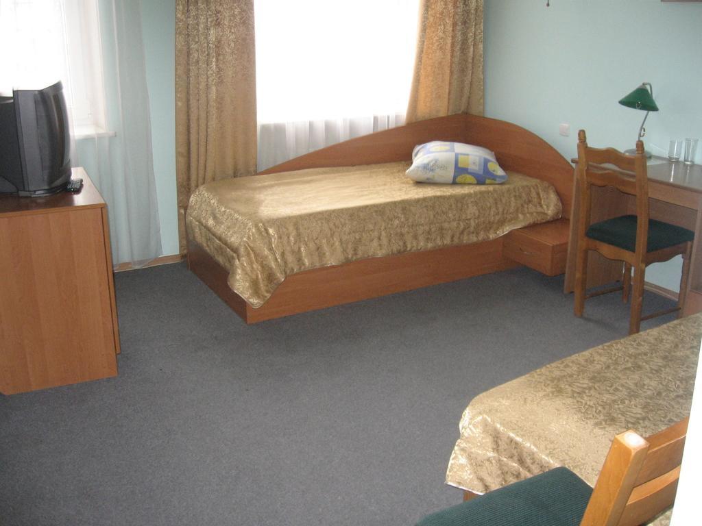 Sozh Hotel Gomel Szoba fotó